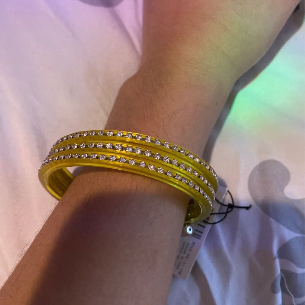 Marc Jacobs Marc bracelet color yellow